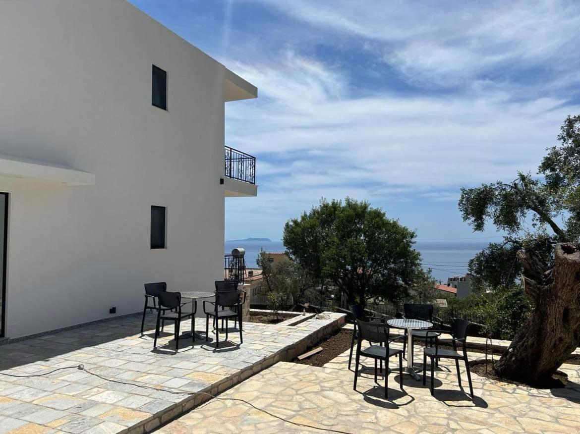 Villa Thomas Dhërmi Eksteriør billede