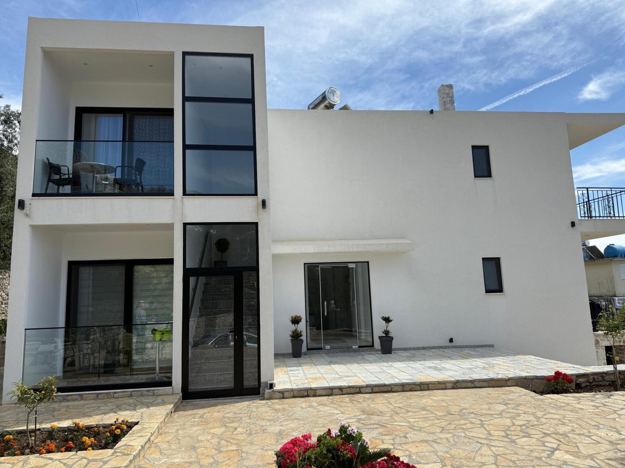 Villa Thomas Dhërmi Eksteriør billede